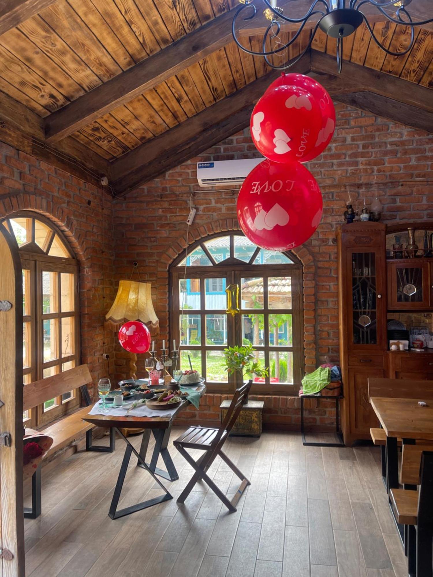 Odo'S Guest House Мартвілі Екстер'єр фото